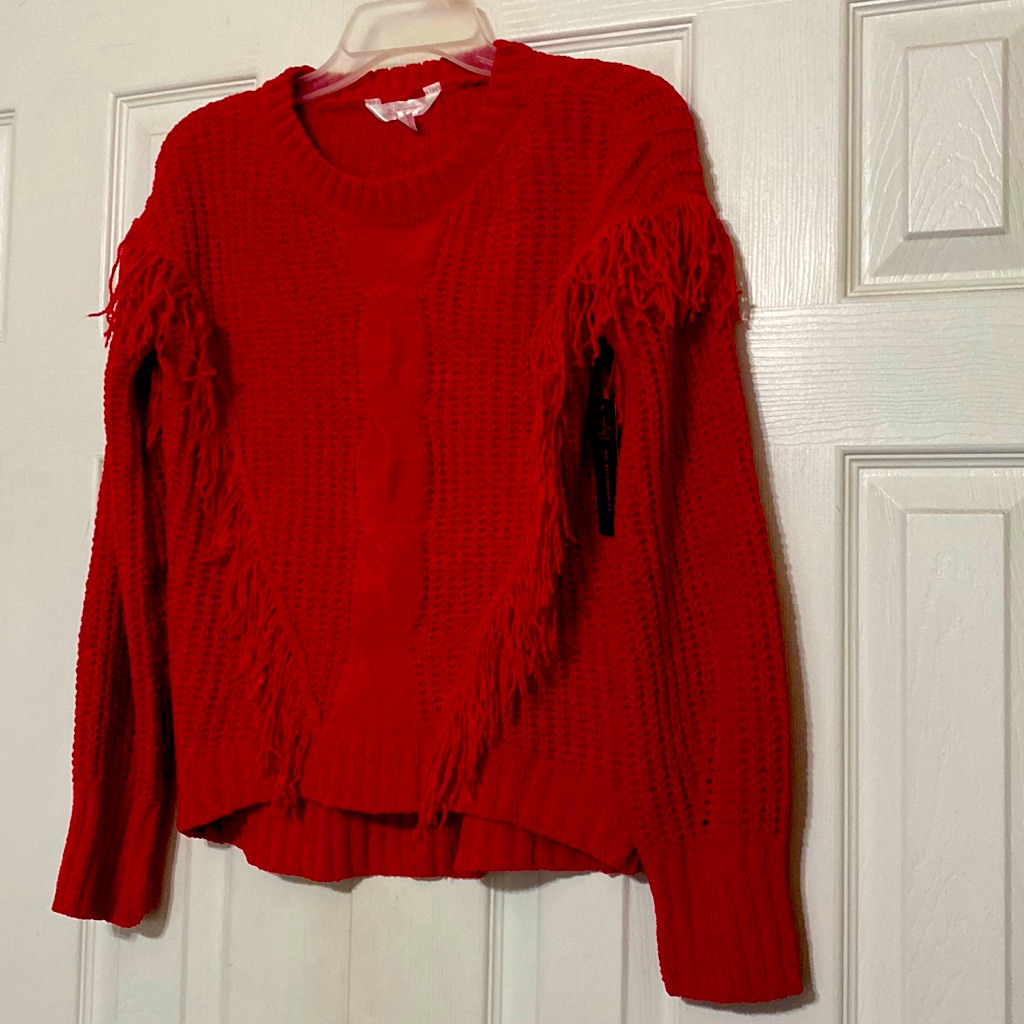 No Boundaries Juniors Chenille Fringe Sweater; Size: M(7-9)